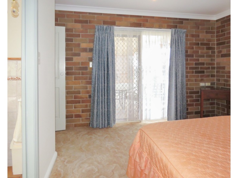 33 Elphinstone Street, Bowen QLD 4805