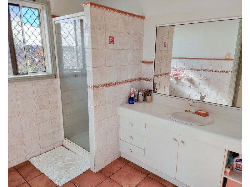 33 Elphinstone Street, Bowen QLD 4805