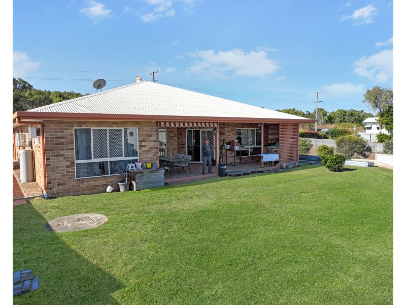 33 Elphinstone Street, Bowen QLD 4805