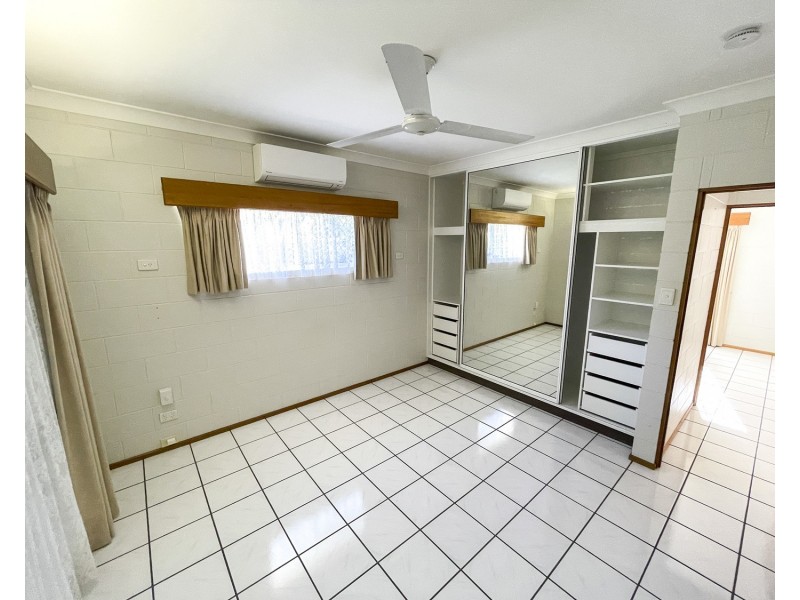 1/4 Bryant Avenue, Bowen QLD 4805