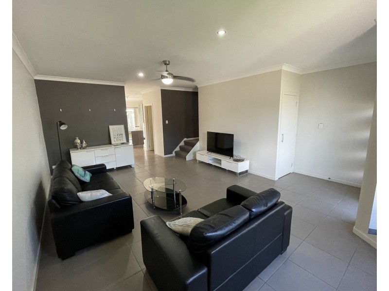 4/27a Leichhardt Street, Bowen QLD 4805