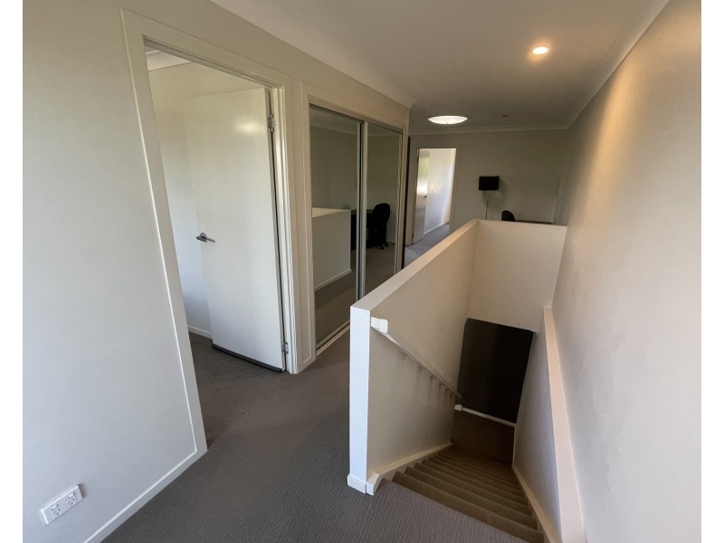 4/27a Leichhardt Street, Bowen QLD 4805
