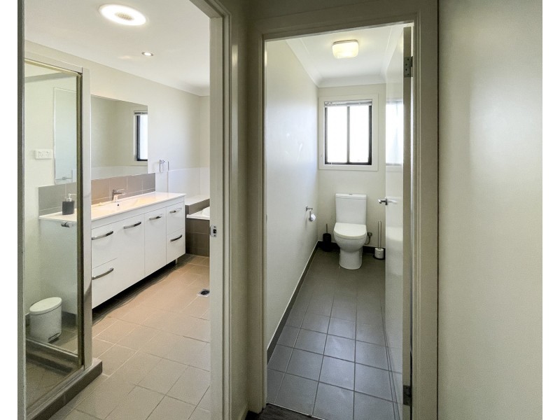 4/27a Leichhardt Street, Bowen QLD 4805