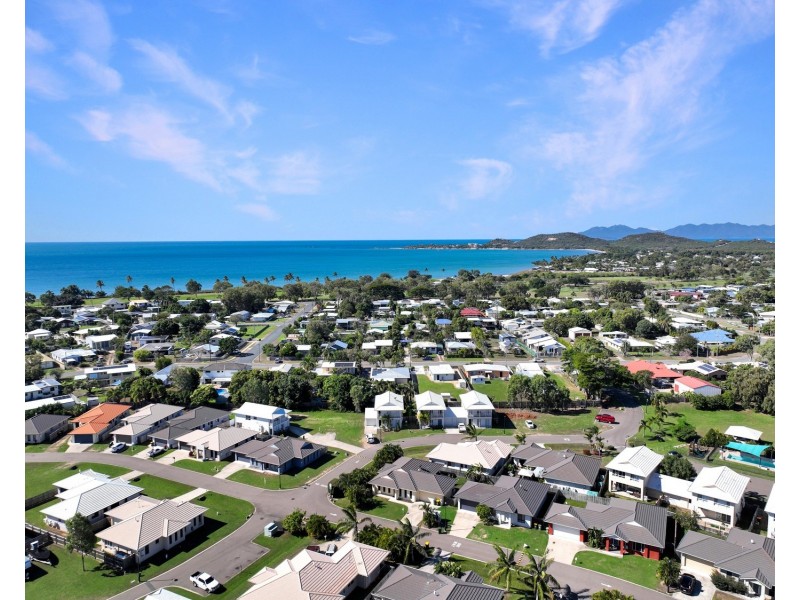 8 Pacific Drive, Bowen QLD 4805