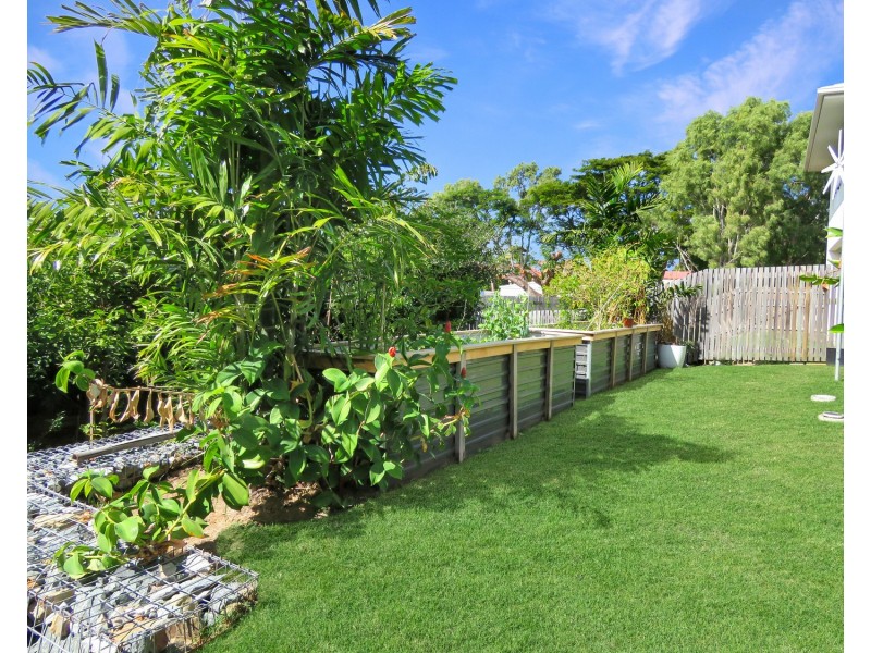 8 Pacific Drive, Bowen QLD 4805