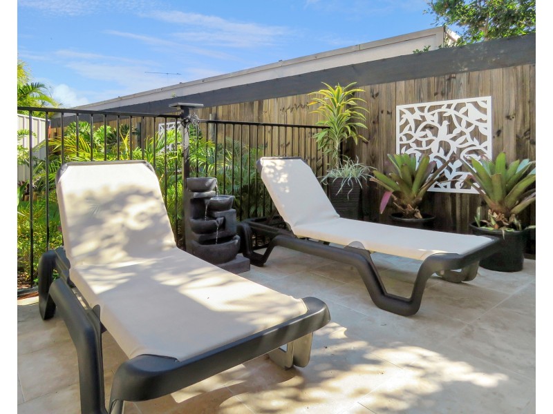 1/23 Tea Tree Close, Bowen QLD 4805