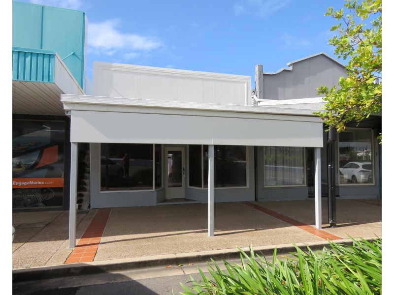 32 Herbert Street, Bowen QLD 4805