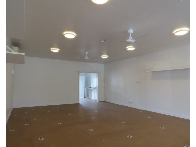 32 Herbert Street, Bowen QLD 4805