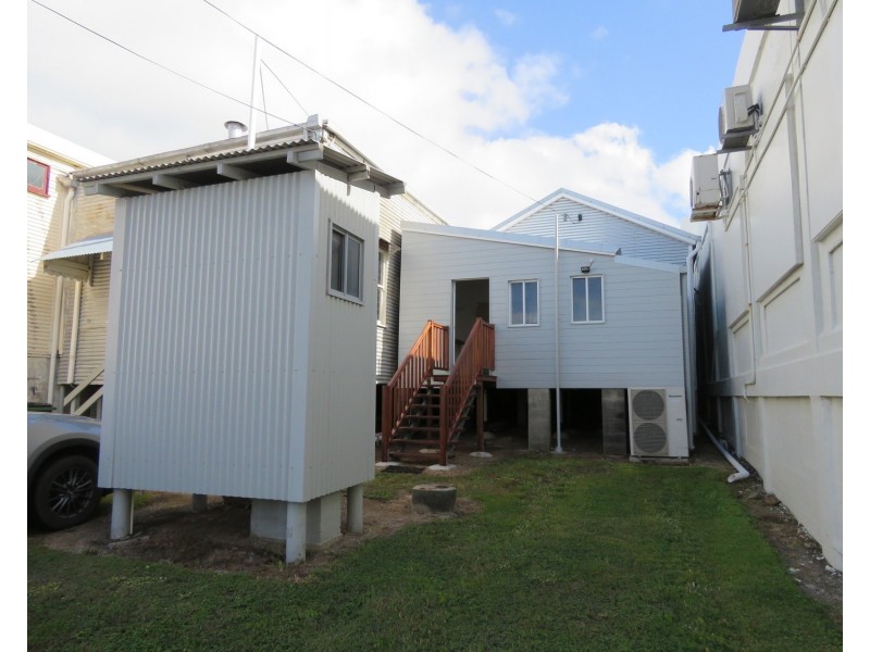 32 Herbert Street, Bowen QLD 4805