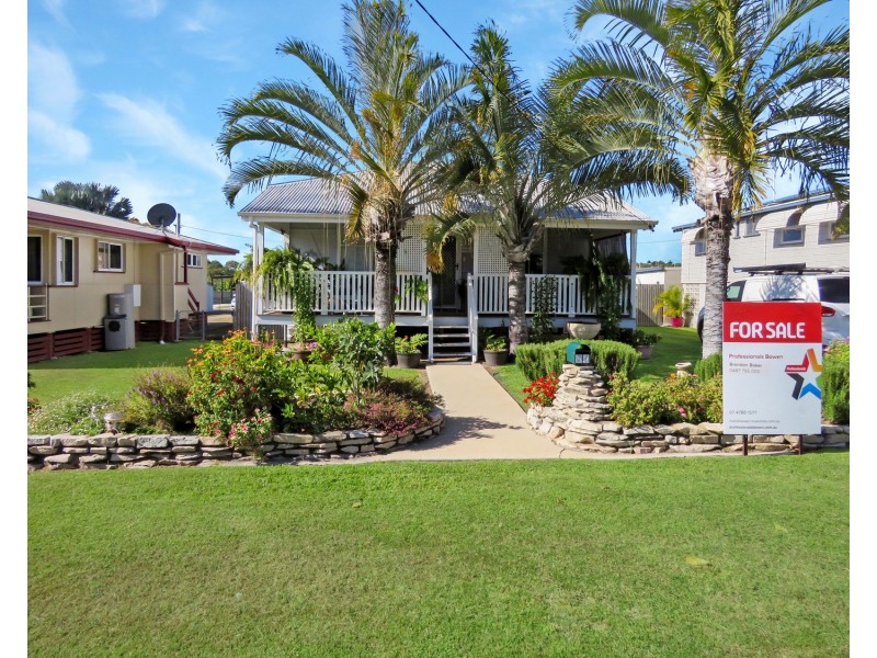 94 Herbert Street, Bowen QLD 4805