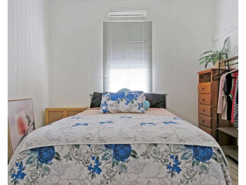 94 Herbert Street, Bowen QLD 4805