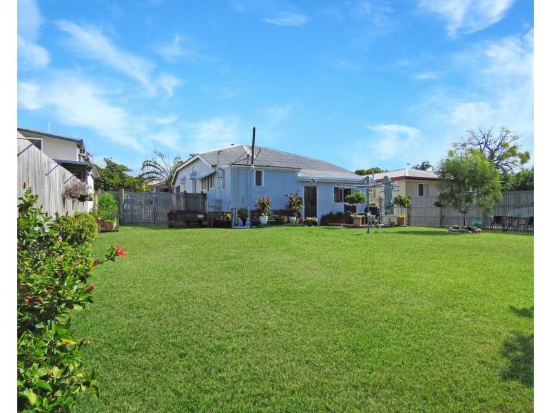 94 Herbert Street, Bowen QLD 4805