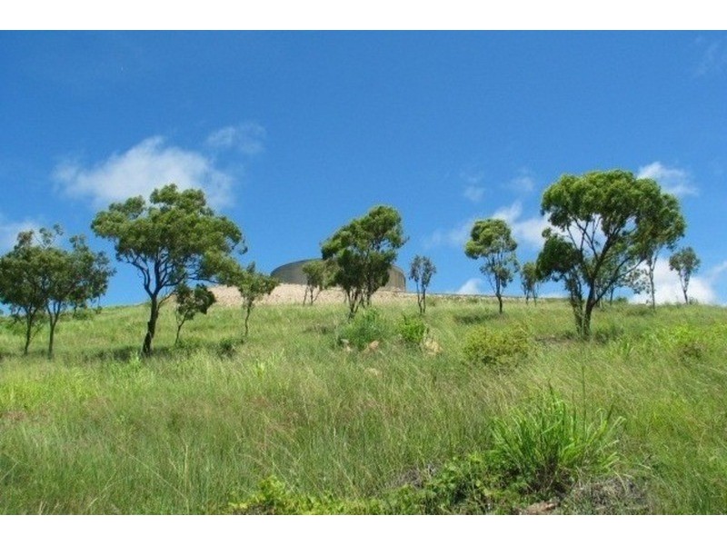 9 Allan Place, Bowen QLD 4805