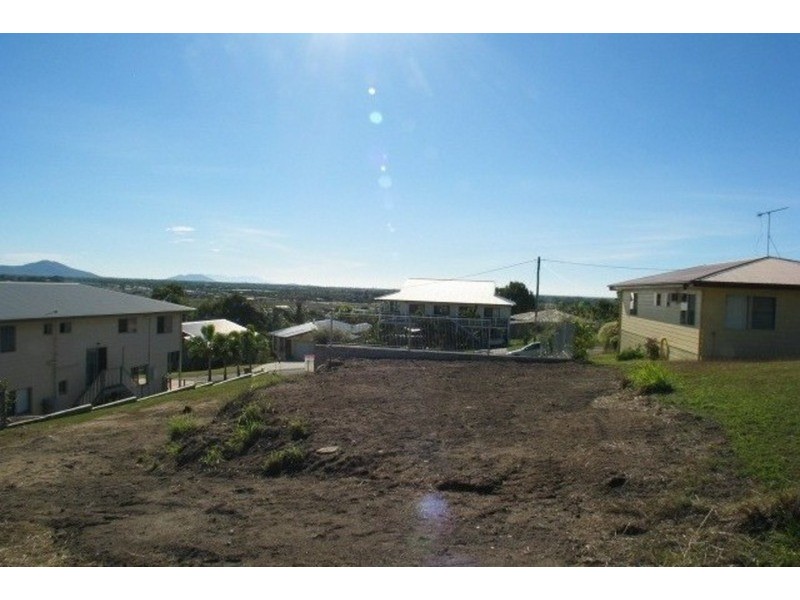13 Pilcher Place, Bowen QLD 4805