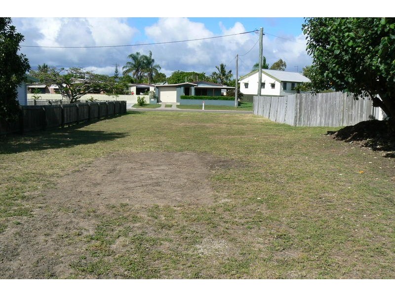 86 Whitsunday Street, Bowen QLD 4805