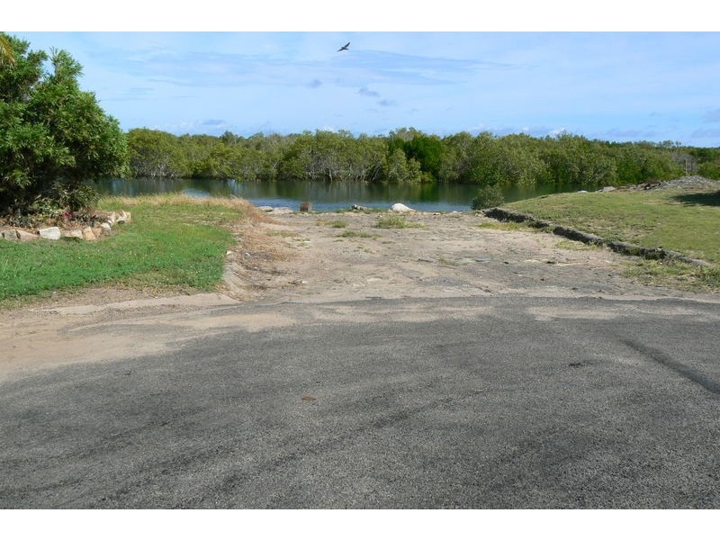 86 Whitsunday Street, Bowen QLD 4805
