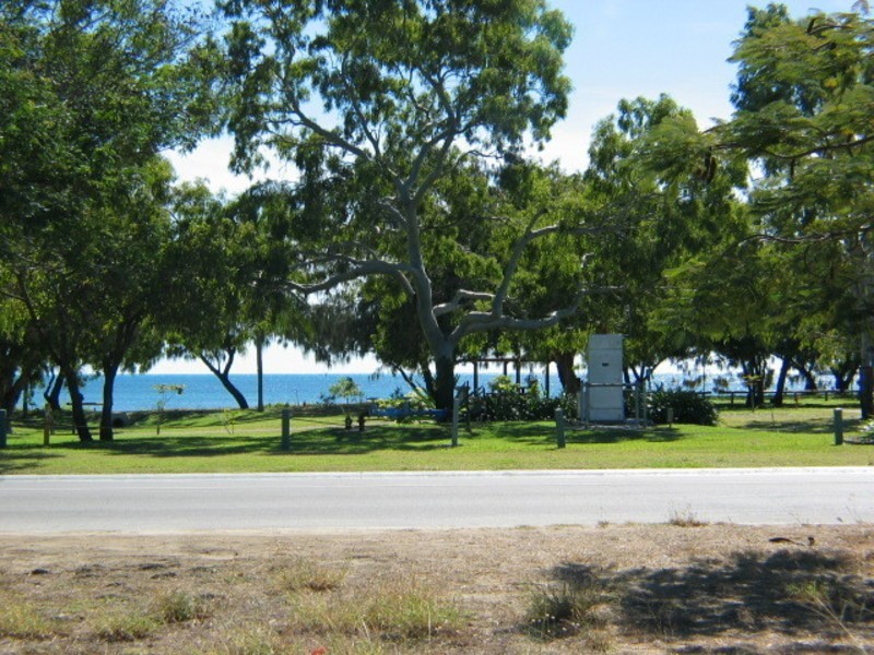 43 Horseshoe Bay Road, Bowen QLD 4805