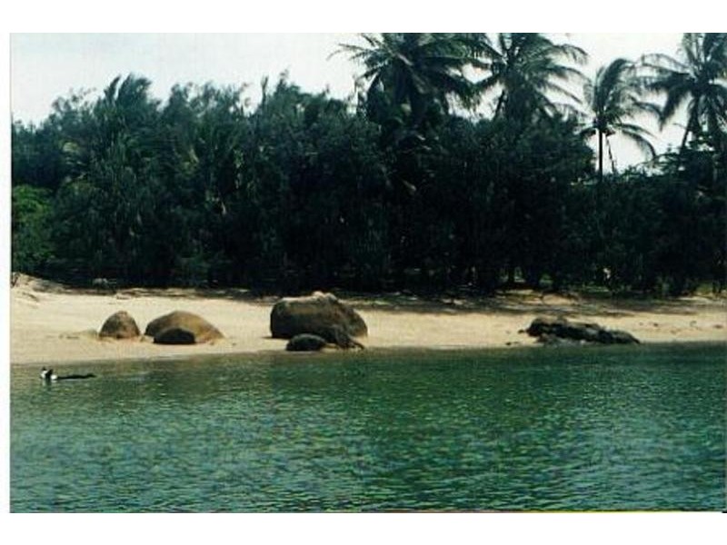 73 Murrays Bay Road, Bowen QLD 4805