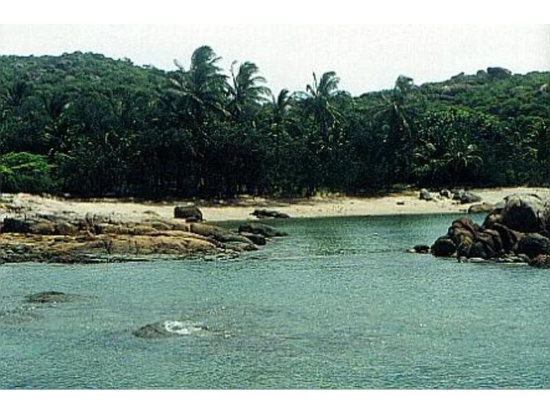 73 Murrays Bay Road, Bowen QLD 4805