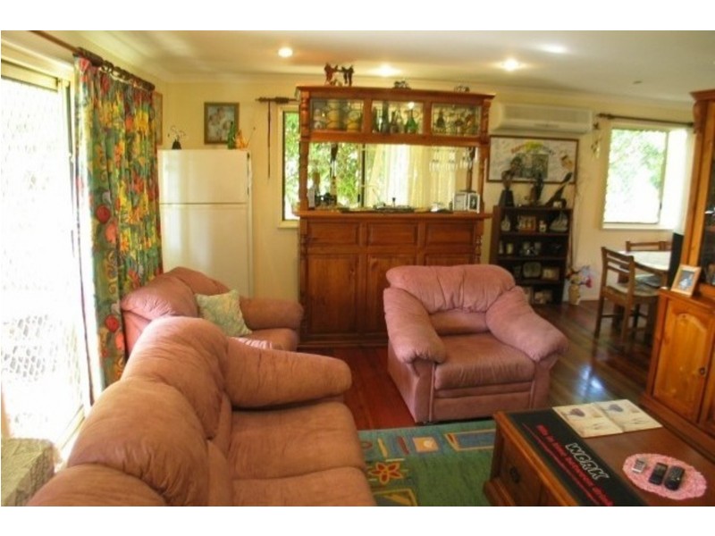 65 Reynolds Street, Bowen QLD 4805