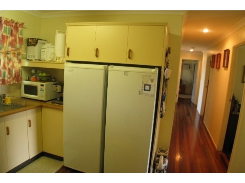 65 Reynolds Street, Bowen QLD 4805