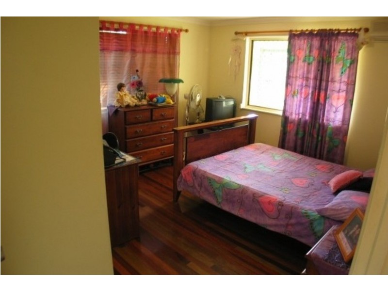 65 Reynolds Street, Bowen QLD 4805