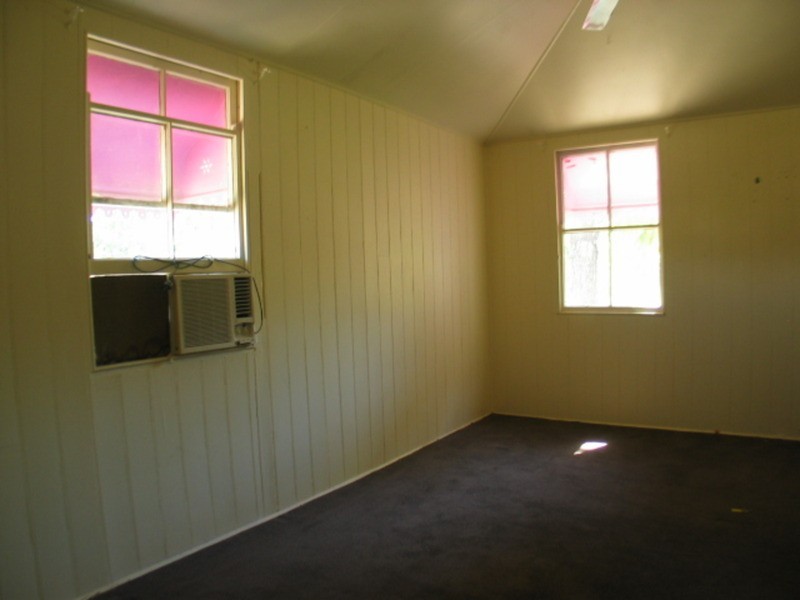 60 Gordon Street, Bowen QLD 4805