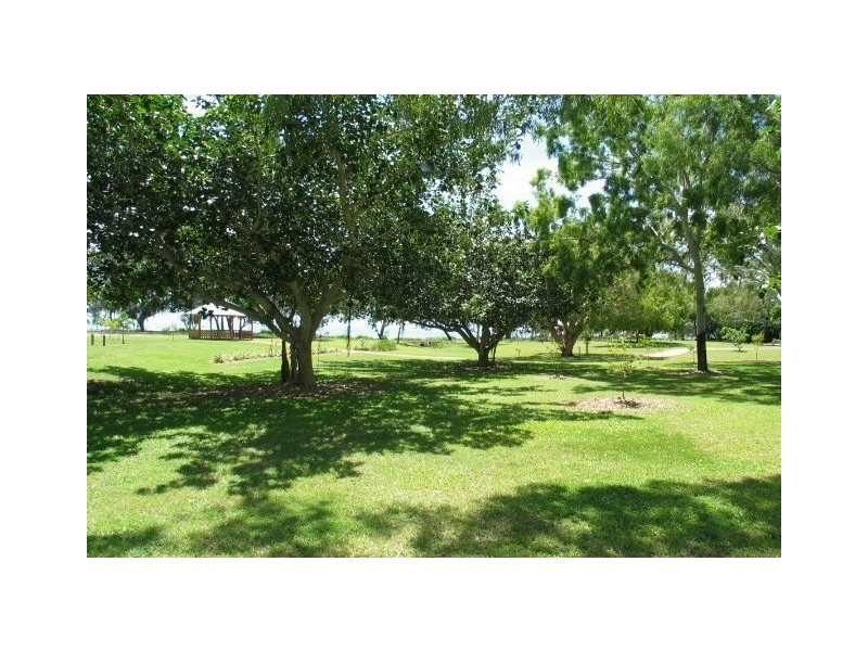 47 Horseshoe Bay Road, Bowen QLD 4805