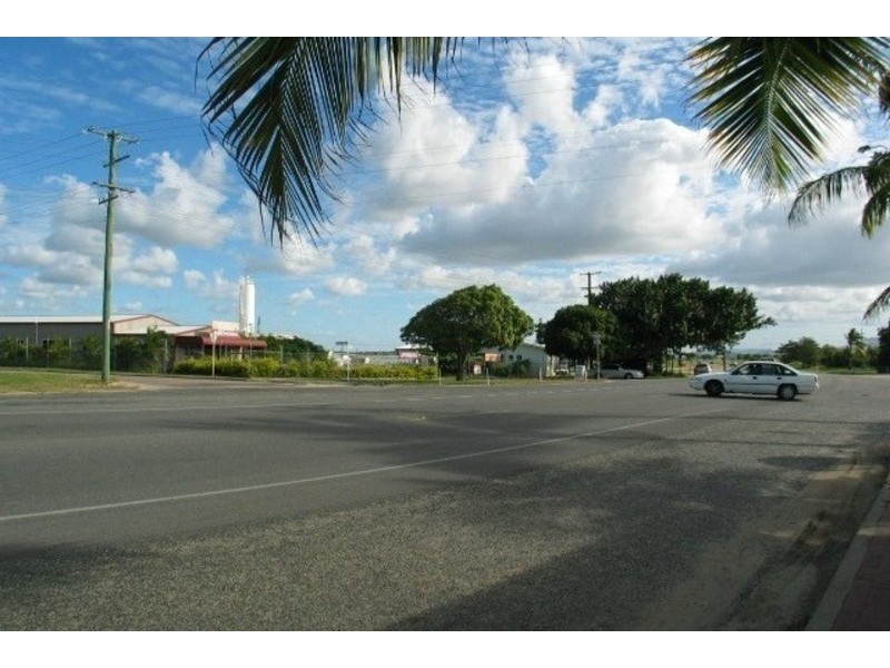 27 Don Street, Bowen QLD 4805