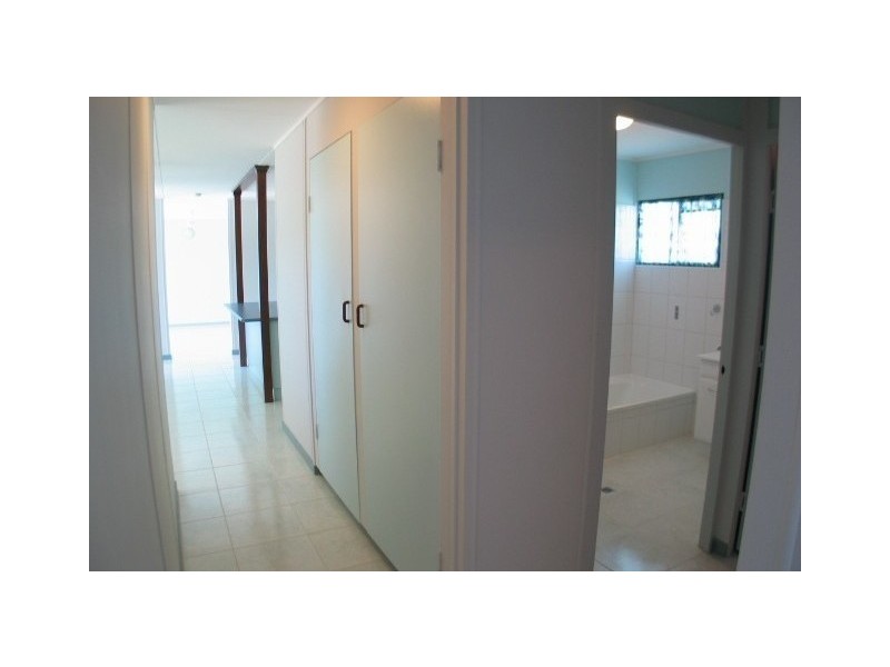 45 Holborne Street, Bowen QLD 4805