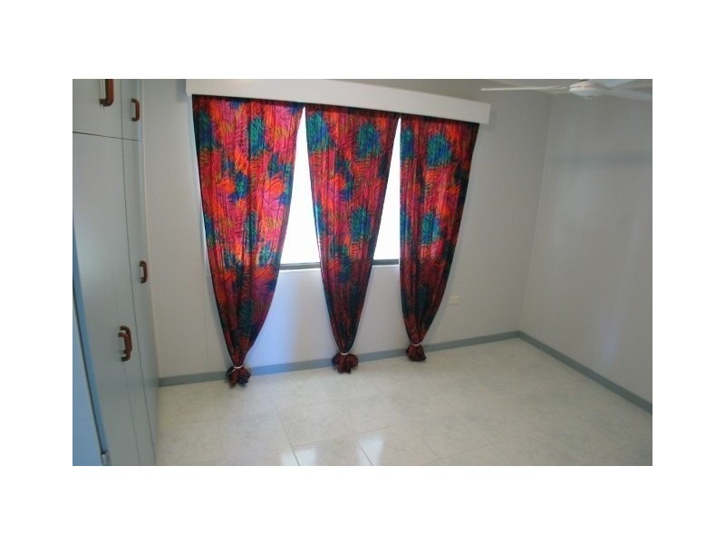 45 Holborne Street, Bowen QLD 4805