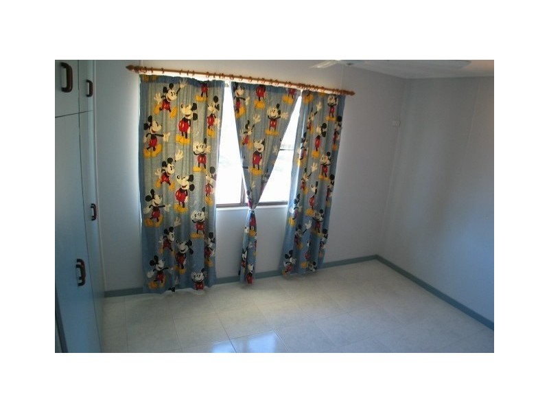 45 Holborne Street, Bowen QLD 4805