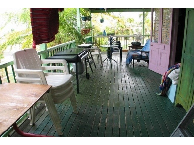 102 Powell Street, Bowen QLD 4805