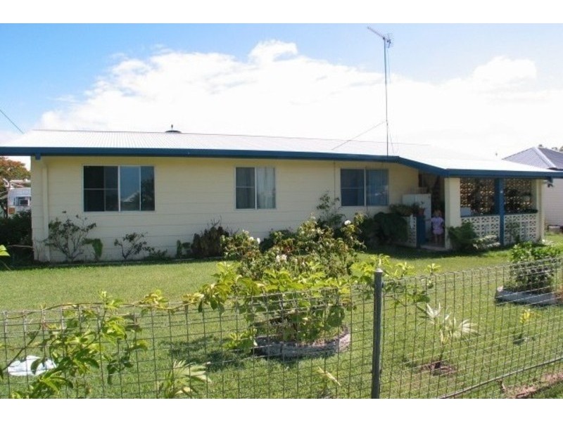 53 Lascelles Street, Bowen QLD 4805