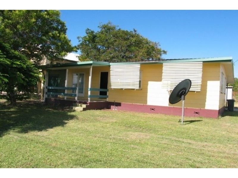20 West Street, Bowen QLD 4805