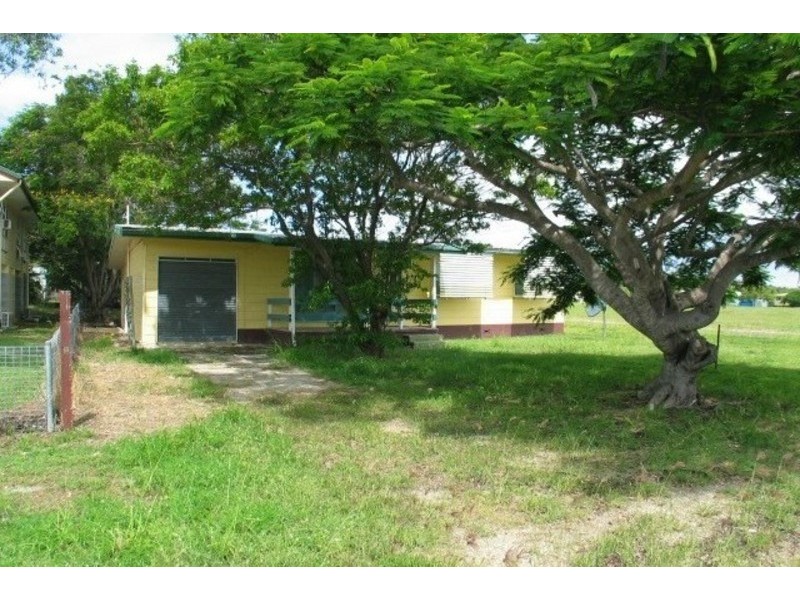 20 West Street, Bowen QLD 4805