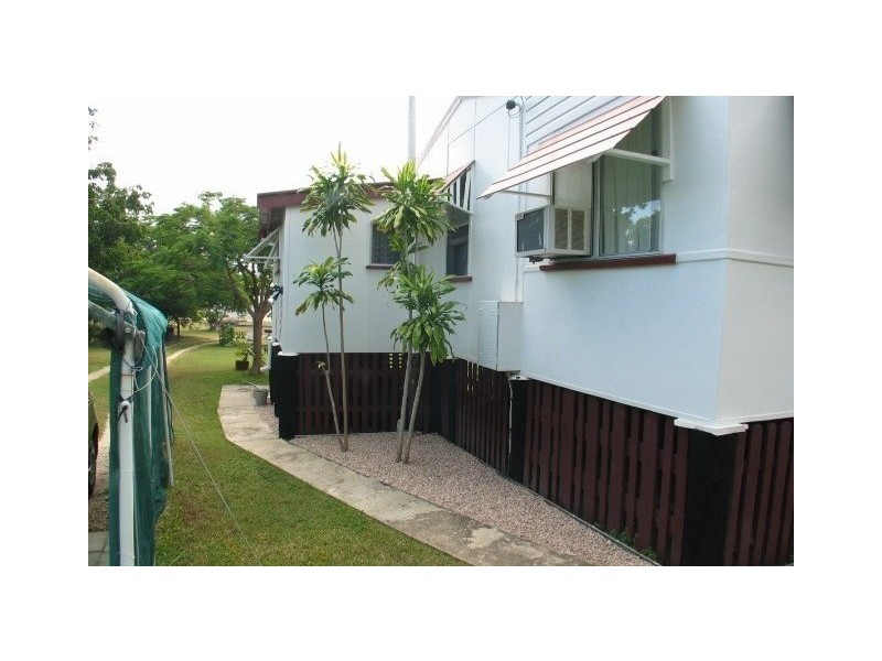 26 Reynolds Street, Bowen QLD 4805