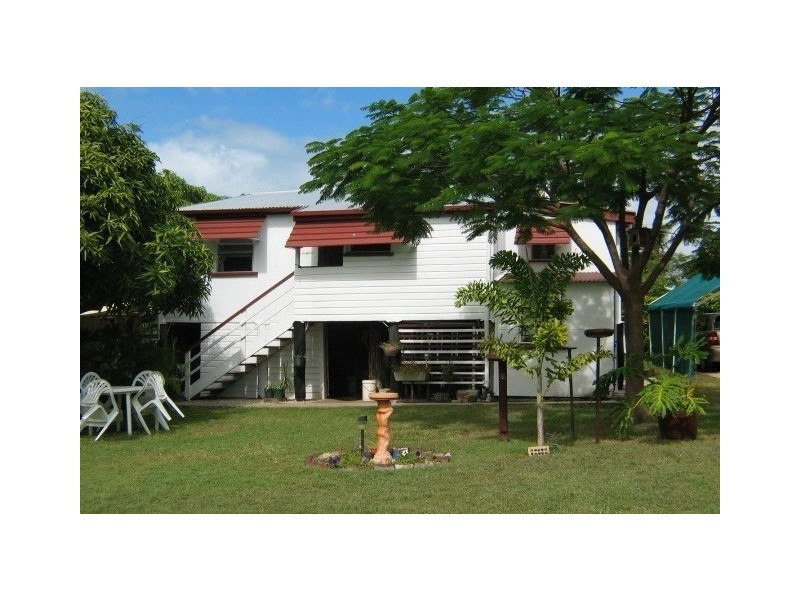 26 Reynolds Street, Bowen QLD 4805