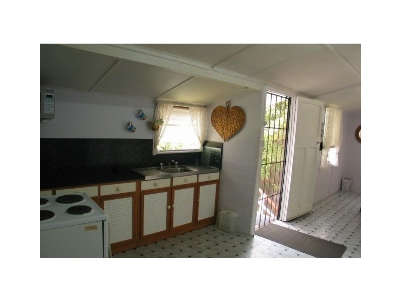 26 Reynolds Street, Bowen QLD 4805