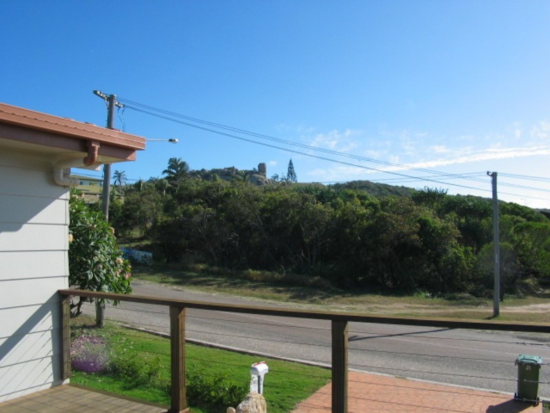 21 Rose Bay Road, Bowen QLD 4805