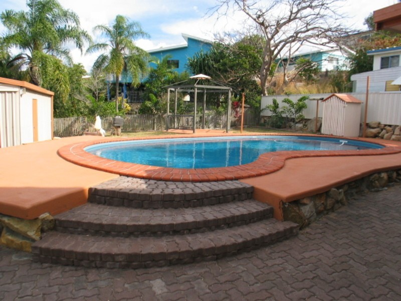 21 Rose Bay Road, Bowen QLD 4805