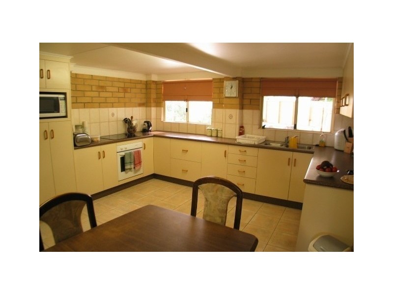 14 Leichhardt Street, Bowen QLD 4805