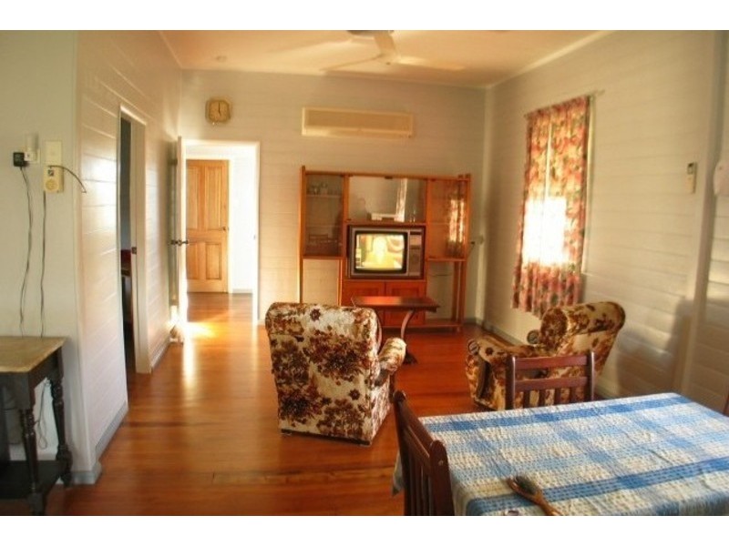 90 Powell Street, Bowen QLD 4805