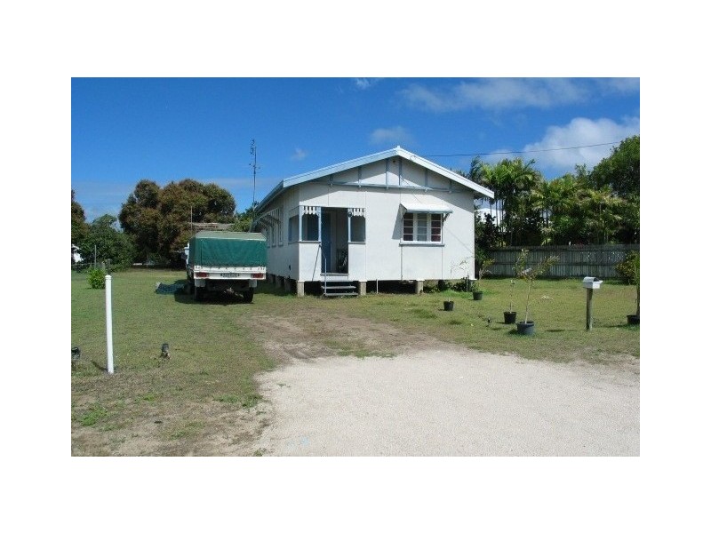 31 Field Street, Bowen QLD 4805