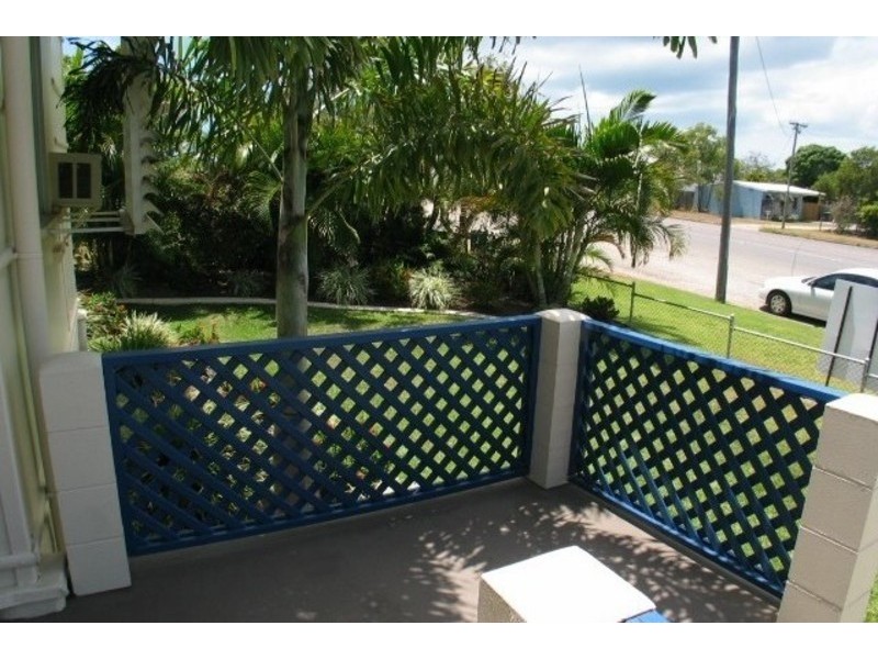 42 Livingstone Street, Bowen QLD 4805