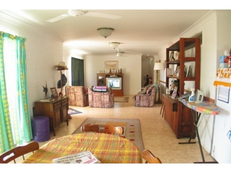 63 Queens Beach Esplanade, Bowen QLD 4805 Professionals Bowen Sold