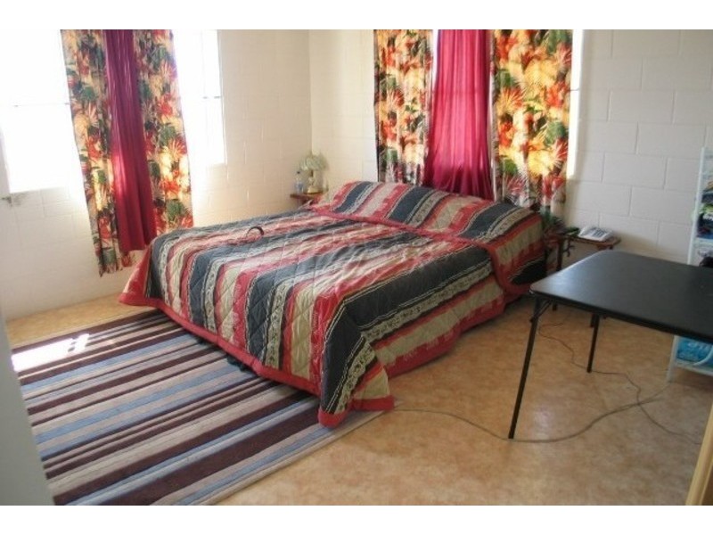 63 Queens Beach Esplanade, Bowen QLD 4805