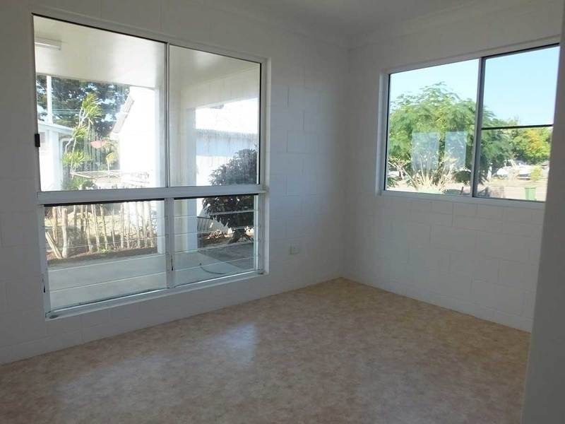 63 Queens Beach Esplanade, Bowen QLD 4805 Professionals Bowen Sold