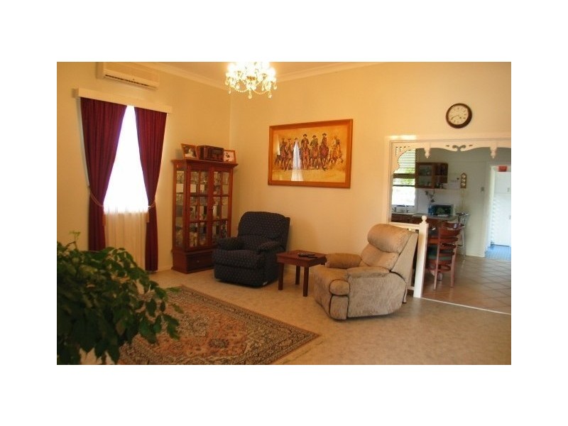 12 Field Street, Bowen QLD 4805