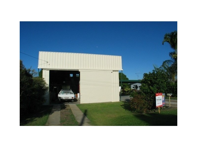 12 Field Street, Bowen QLD 4805